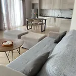 Dora's Appartement Dhërmi